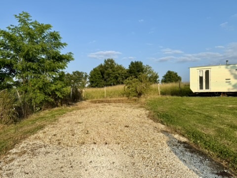 Aire camping-car  Vanxains (24600) - Photo 4